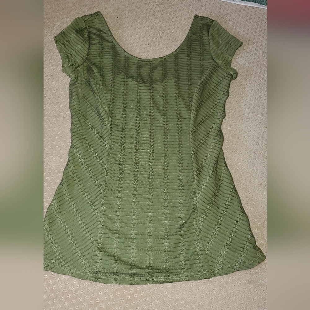 Guess Olive Textured Knit Top